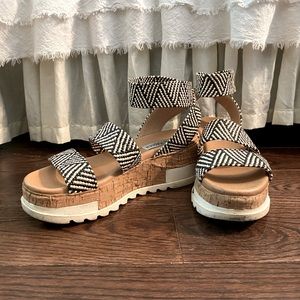 Steve Madden Platform Wedge~